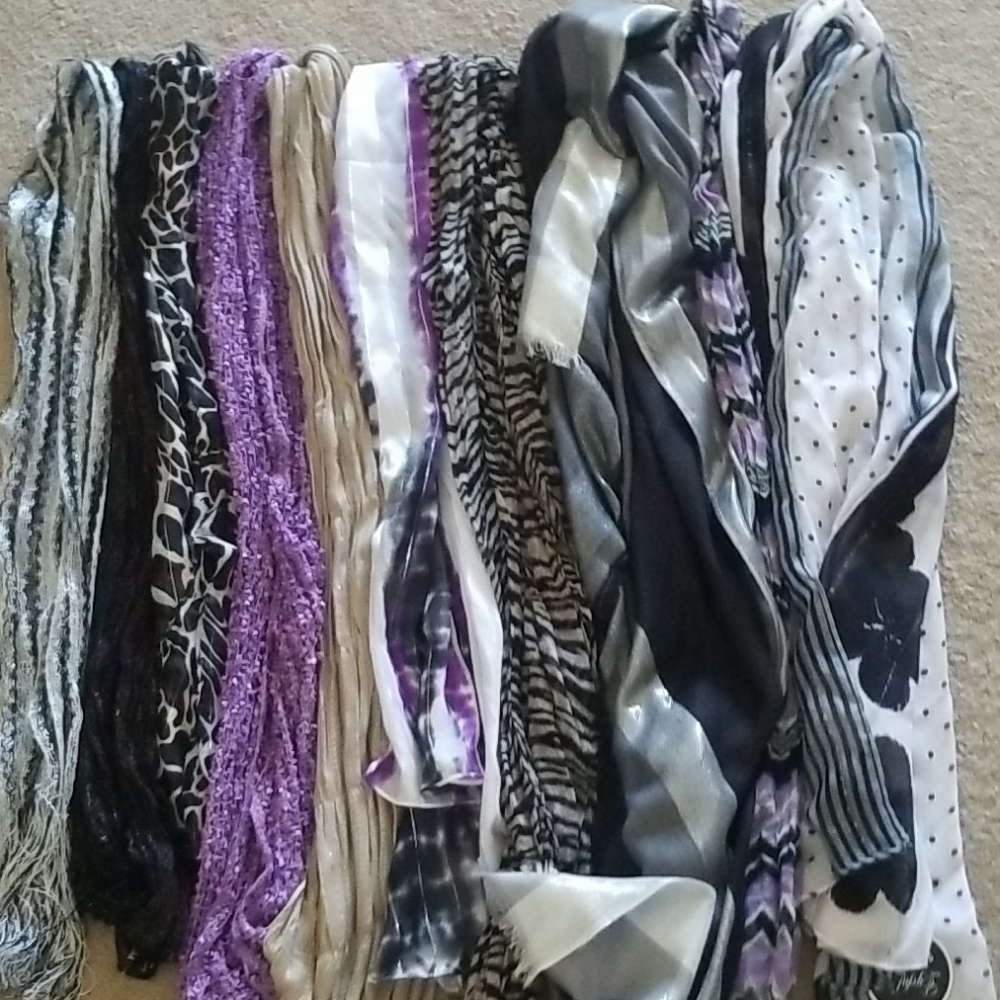 Bundle of scarves